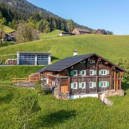 Haus Holzwurm Apartment Raggal ภายนอก รูปภาพ
