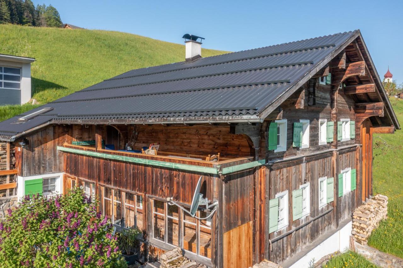 Haus Holzwurm Apartment Raggal ภายนอก รูปภาพ